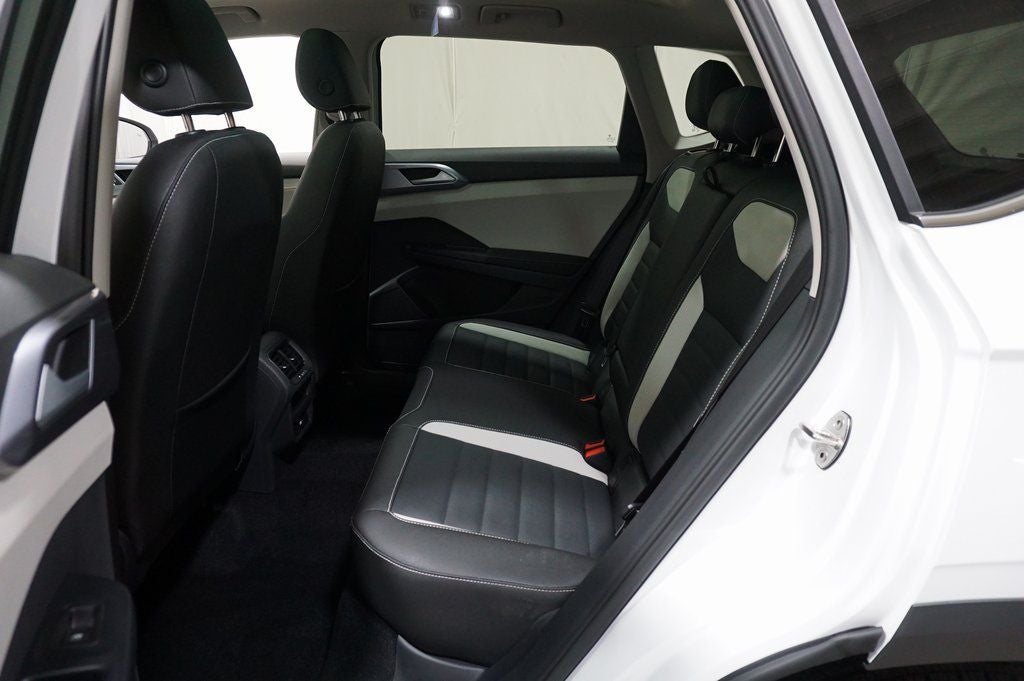 2025 Volkswagen Taos 1.5T SEL