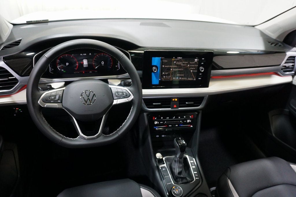2025 Volkswagen Taos 1.5T SEL