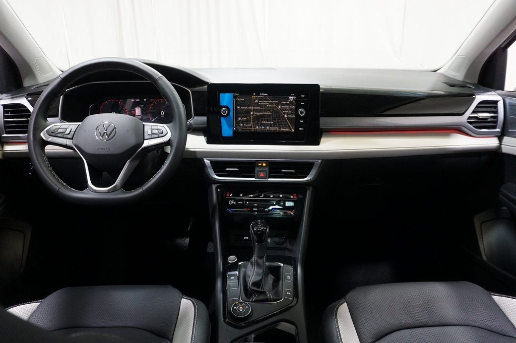 2025 Volkswagen Taos 1.5T SEL