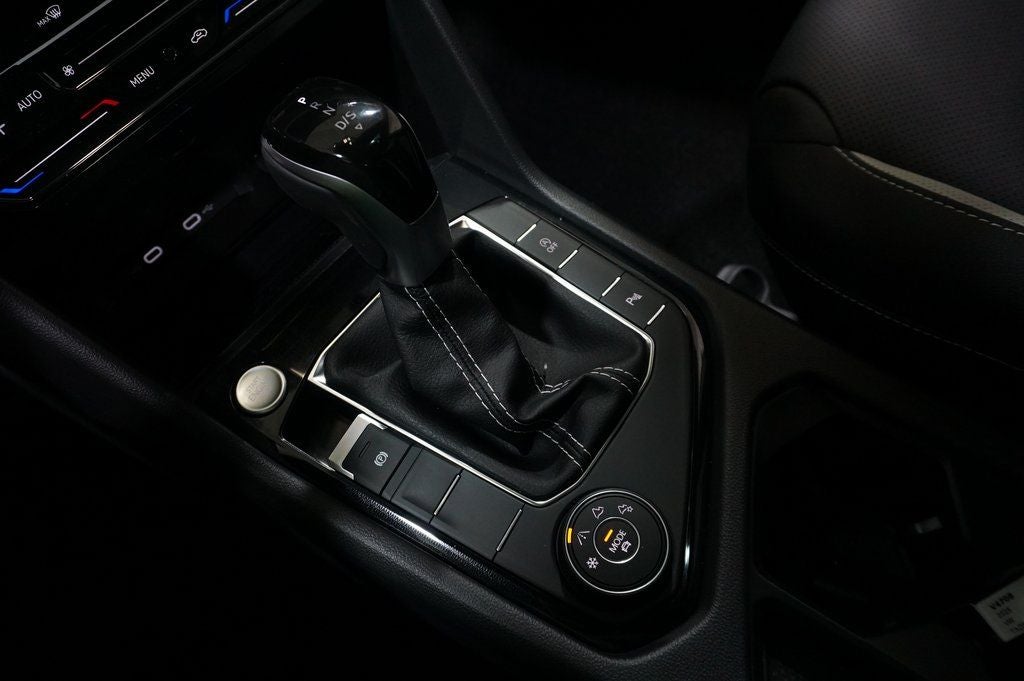 2025 Volkswagen Taos 1.5T SEL