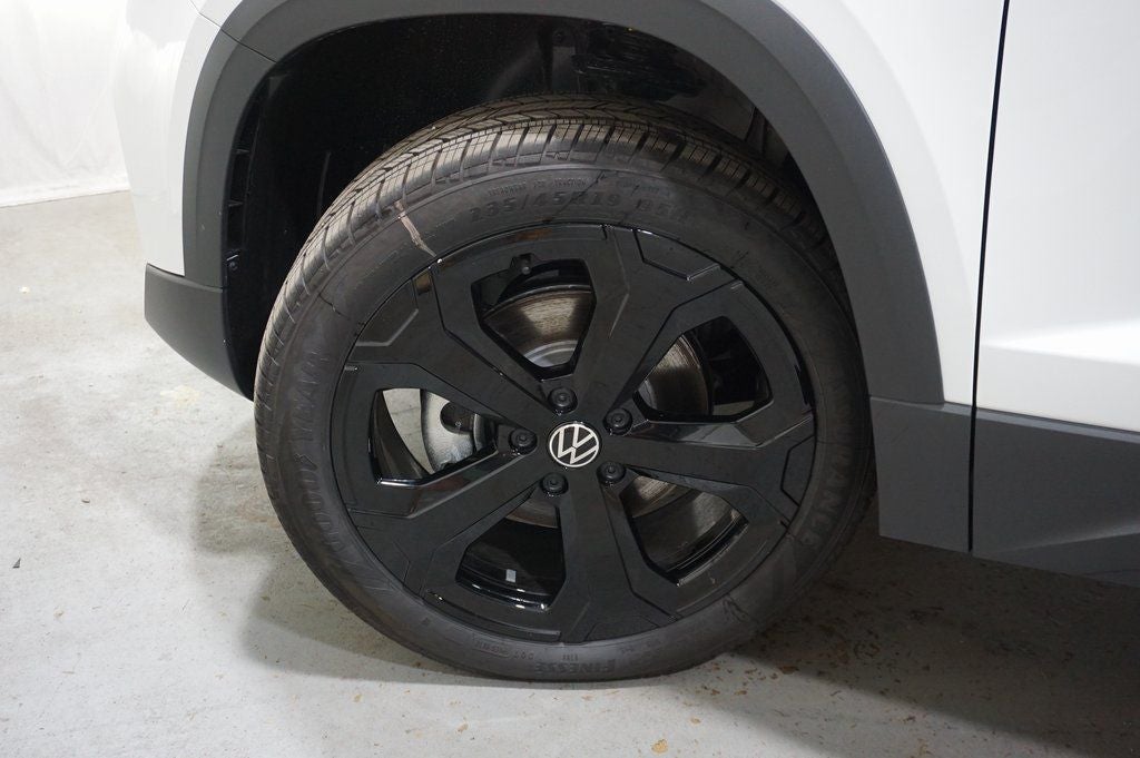 2025 Volkswagen Taos 1.5T SEL