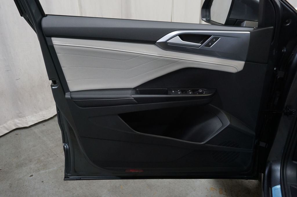 2026 Volkswagen Taos 1.5T SEL