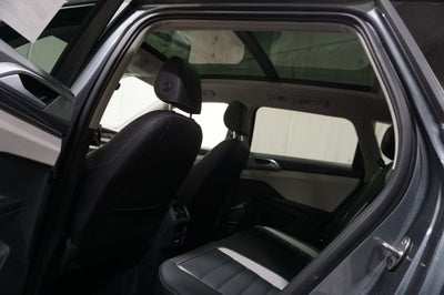 2026 Volkswagen Taos 1.5T SEL