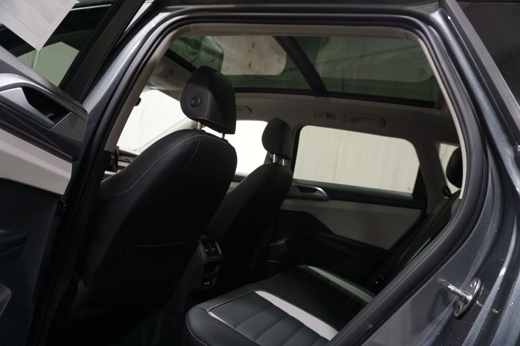 2026 Volkswagen Taos 1.5T SEL