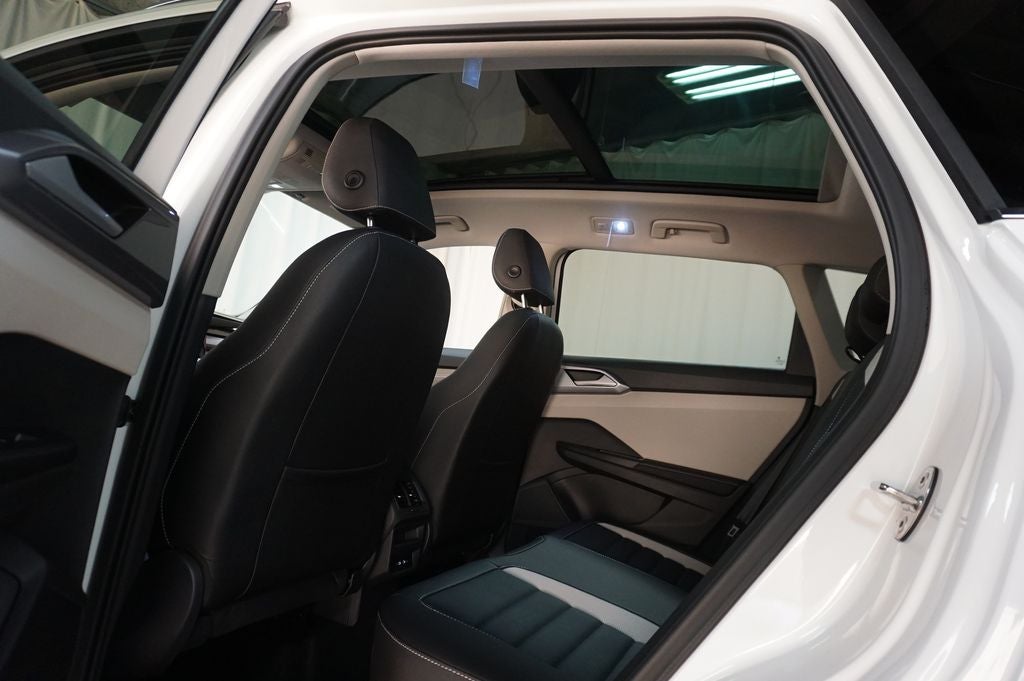 2026 Volkswagen Taos 1.5T SEL