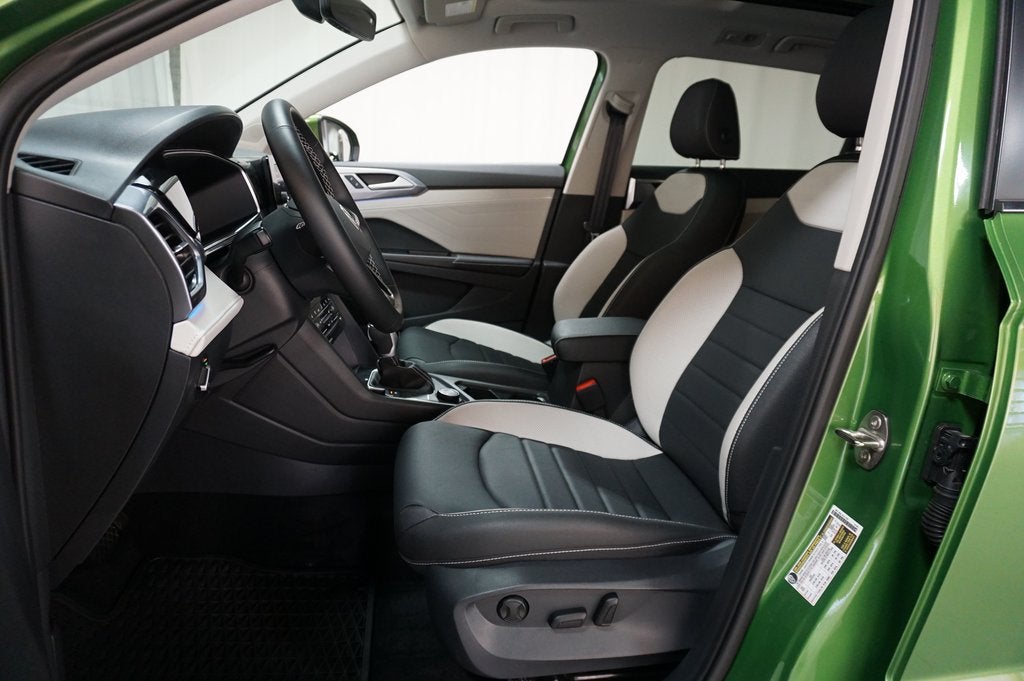 2026 Volkswagen Taos 1.5T SEL