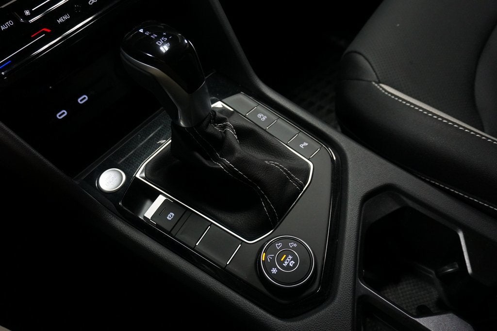 2026 Volkswagen Taos 1.5T SEL