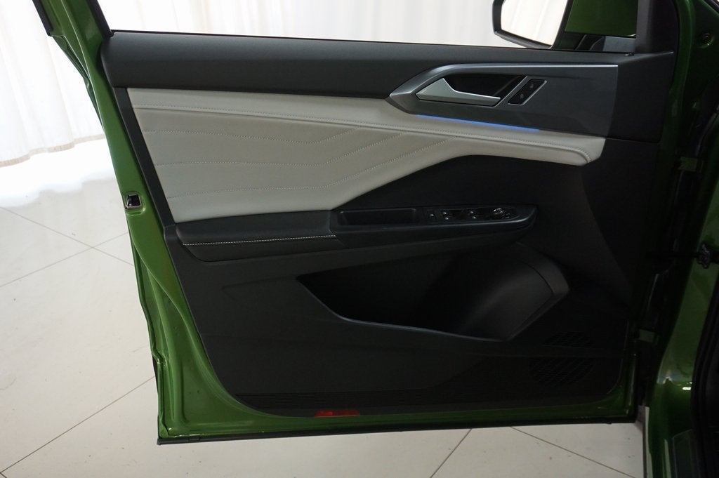 2026 Volkswagen Taos 1.5T SEL