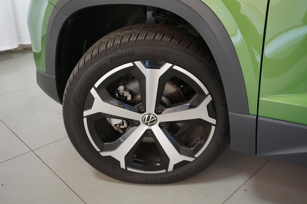 2026 Volkswagen Taos 1.5T SEL