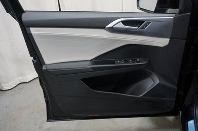 2025 Volkswagen Taos 1.5T SEL