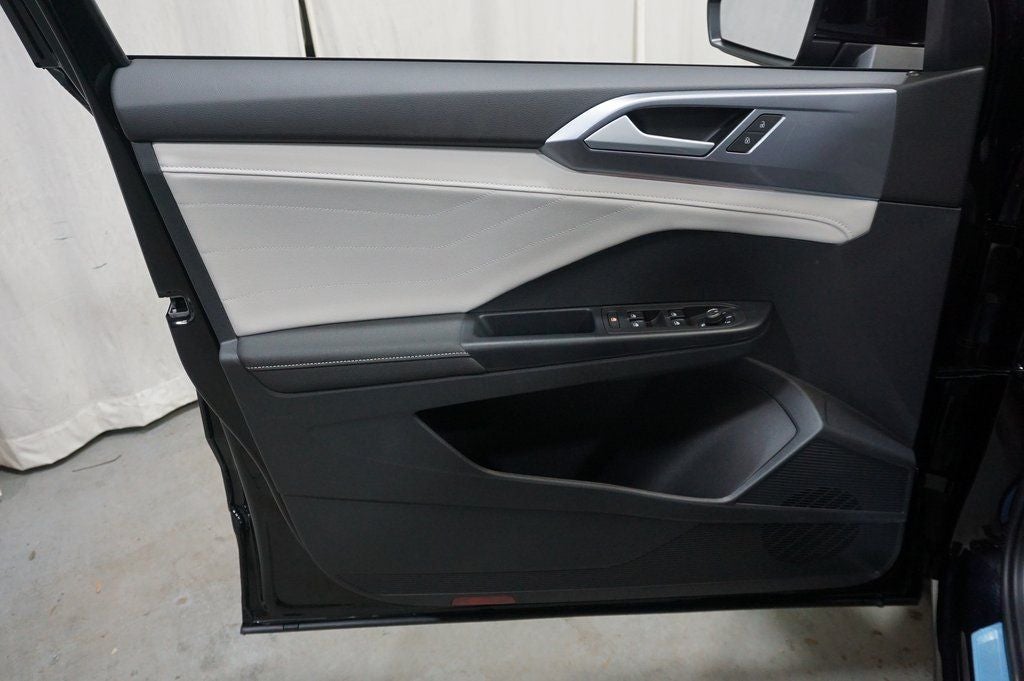 2025 Volkswagen Taos 1.5T SEL