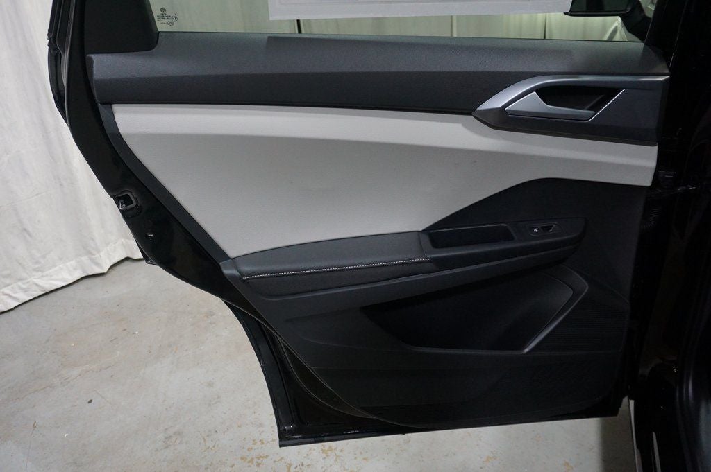 2025 Volkswagen Taos 1.5T SEL