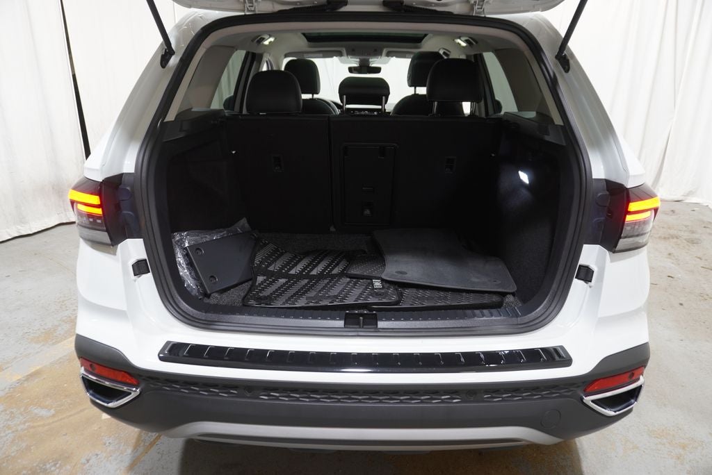 2026 Volkswagen Taos 1.5T SEL