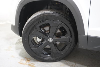 2026 Volkswagen Taos 1.5T SEL