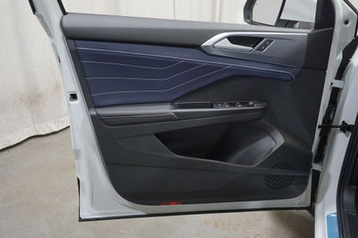 2026 Volkswagen Taos 1.5T SEL