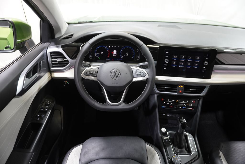 2025 Volkswagen Taos 1.5T SEL