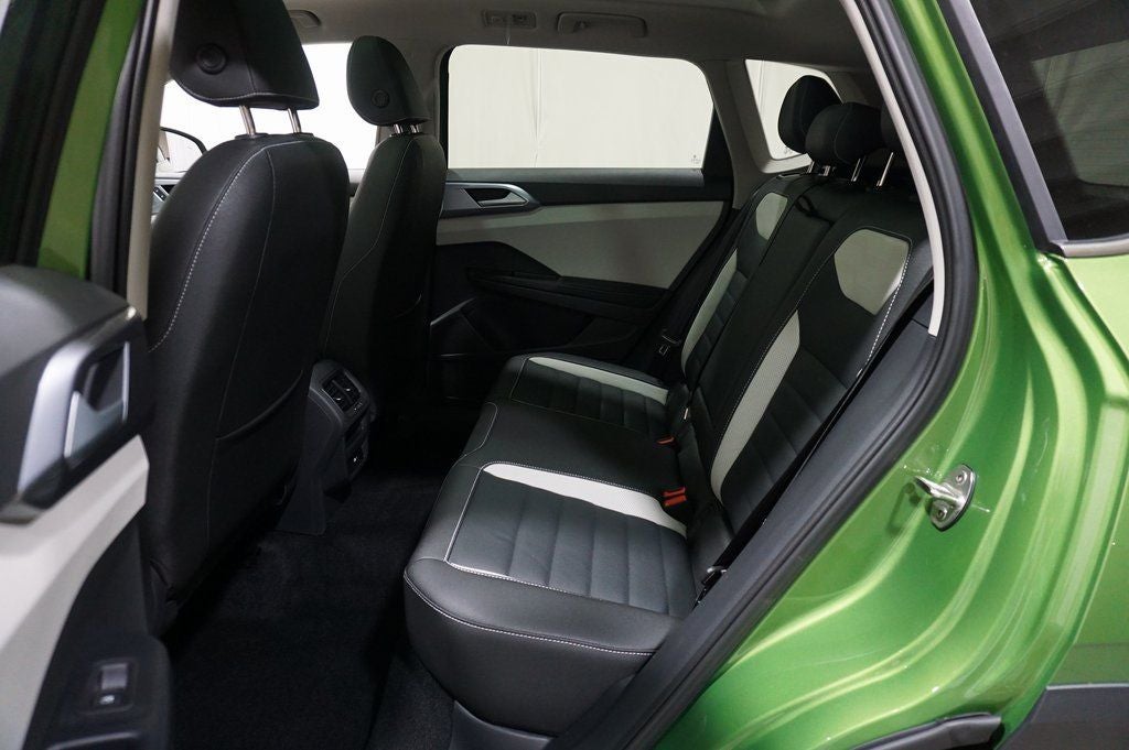 2025 Volkswagen Taos 1.5T SEL