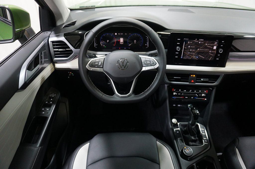 2025 Volkswagen Taos 1.5T SEL