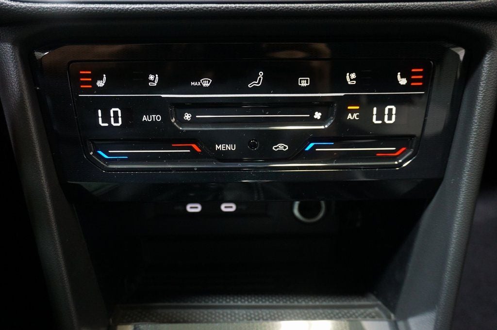 2025 Volkswagen Taos 1.5T SEL