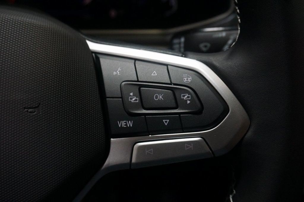 2025 Volkswagen Taos 1.5T SEL