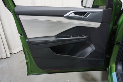 2025 Volkswagen Taos 1.5T SEL