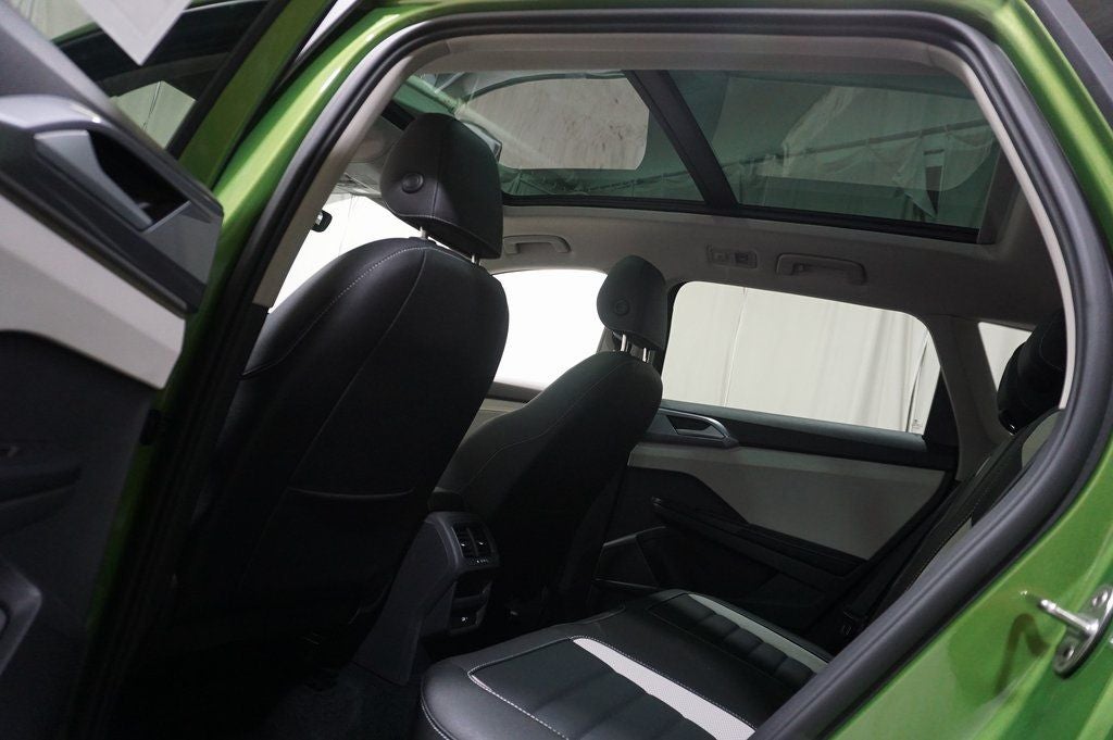 2025 Volkswagen Taos 1.5T SEL