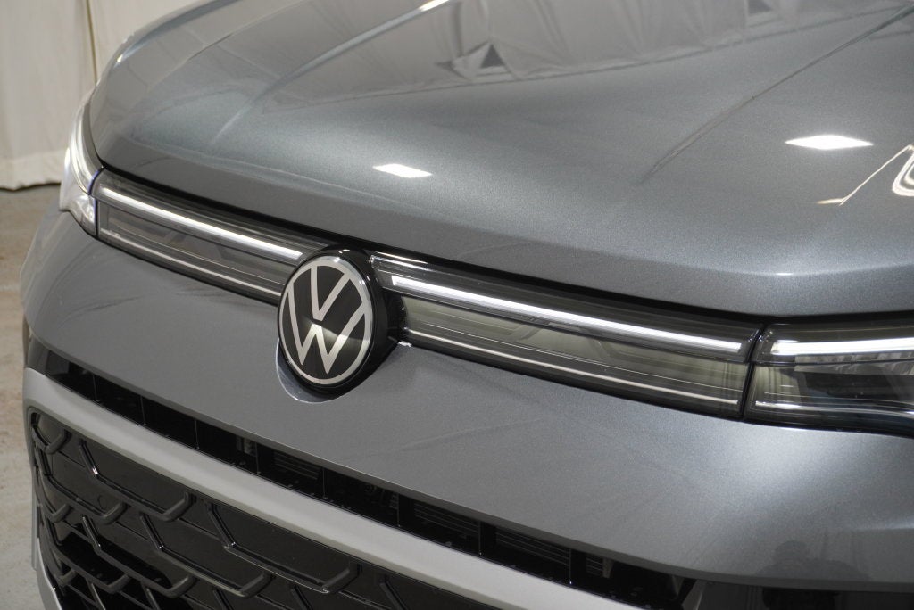 2027 Volkswagen Taos 1.5T SEL