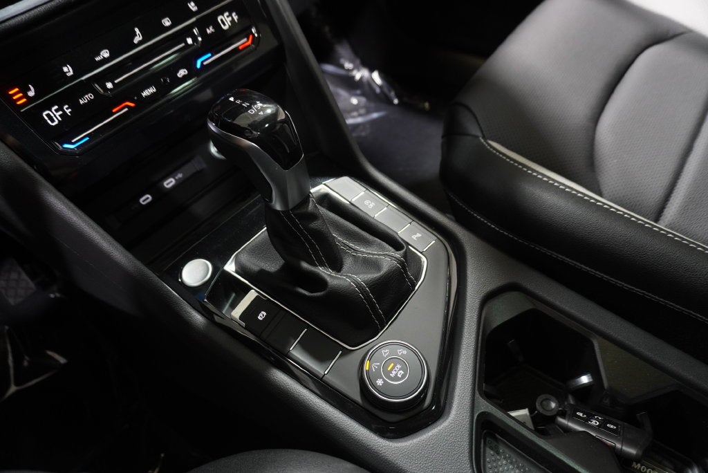 2027 Volkswagen Taos 1.5T SEL