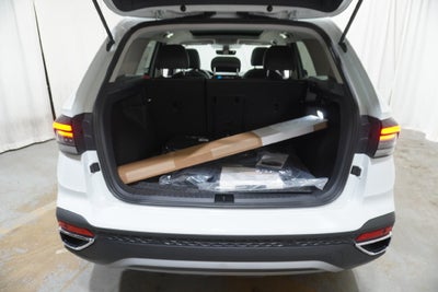 2027 Volkswagen Taos 1.5T SEL