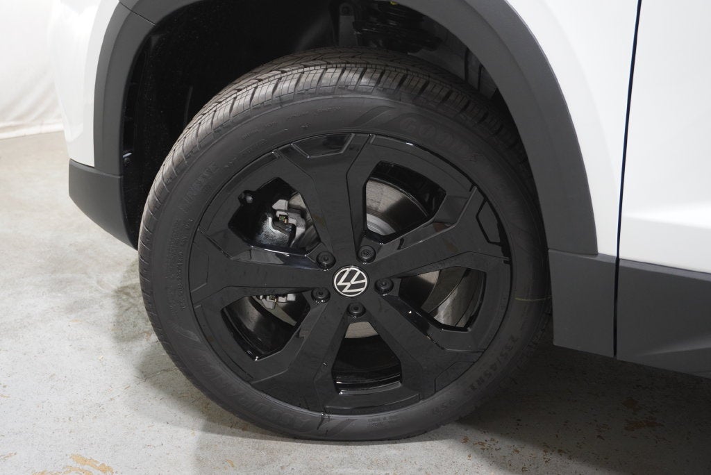 2027 Volkswagen Taos 1.5T SEL