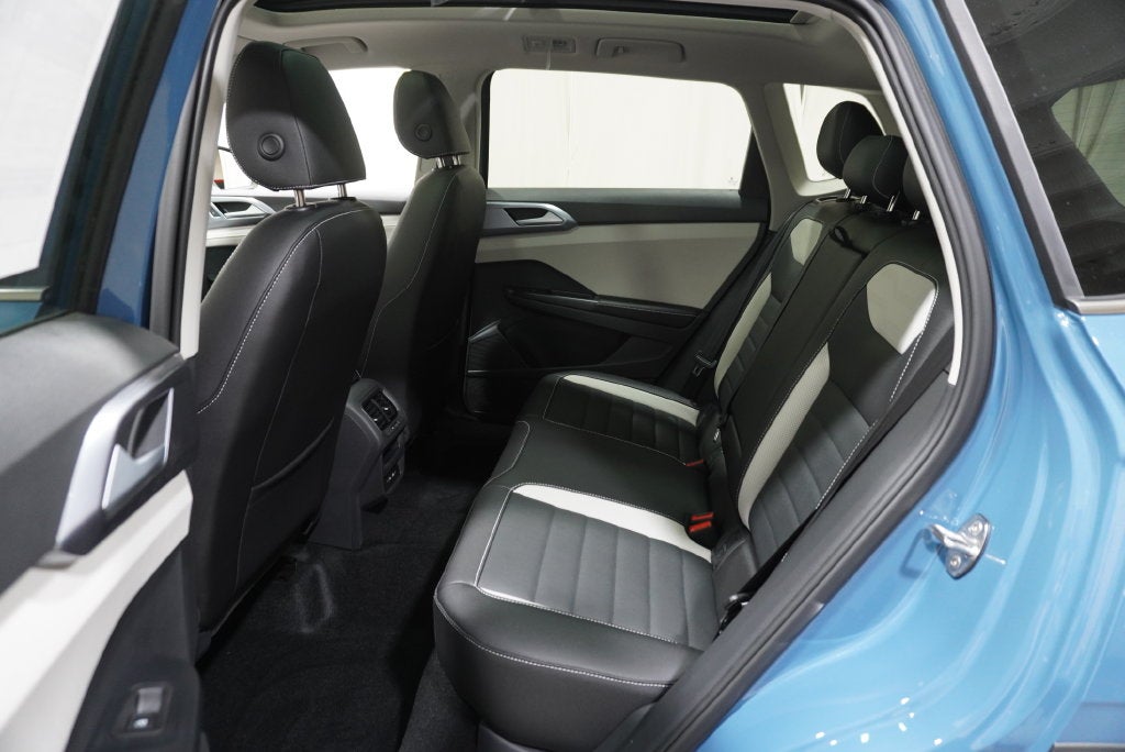 2027 Volkswagen Taos 1.5T SEL