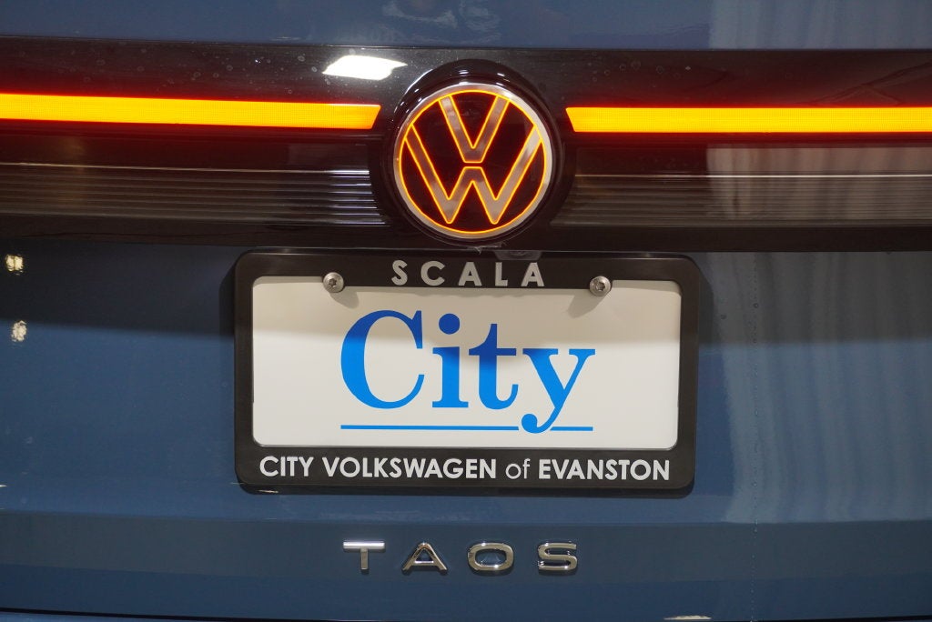 2027 Volkswagen Taos 1.5T SEL