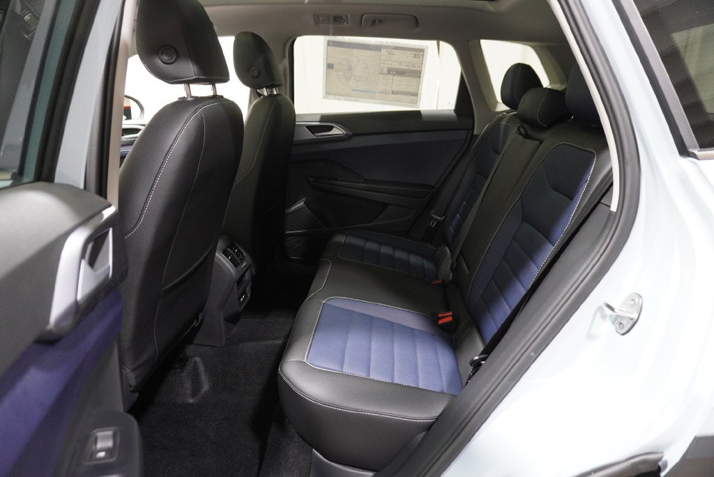 2027 Volkswagen Taos 1.5T SEL