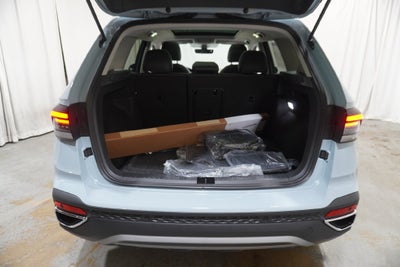 2027 Volkswagen Taos 1.5T SEL