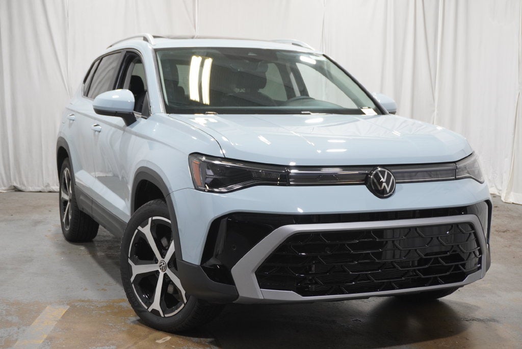 2027 Volkswagen Taos 1.5T SEL