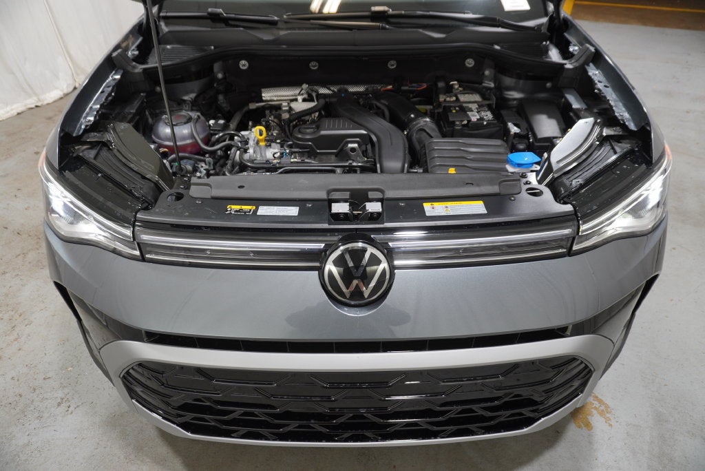 2027 Volkswagen Taos 1.5T SEL