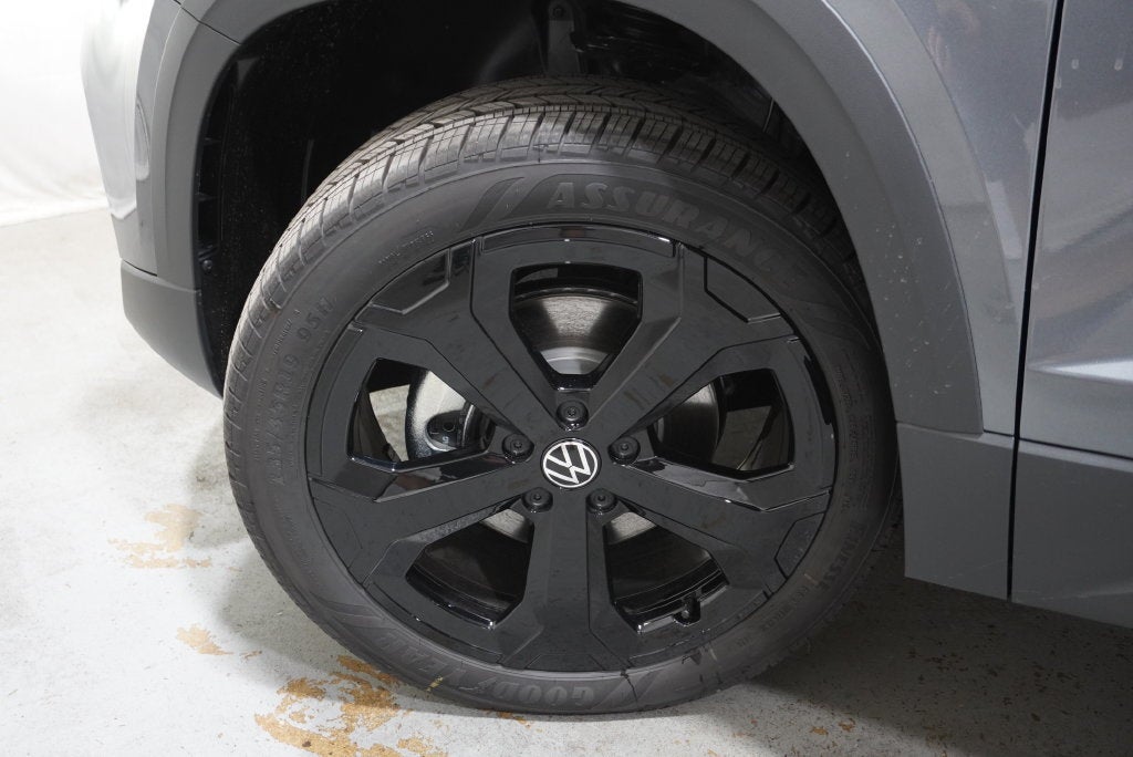 2027 Volkswagen Taos 1.5T SEL