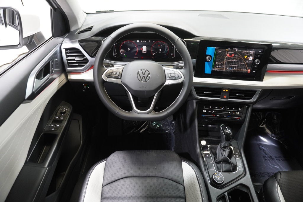 2027 Volkswagen Taos 1.5T SEL