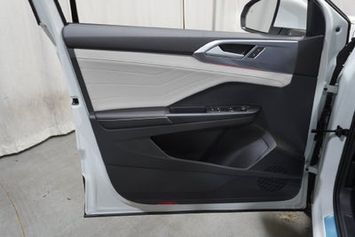 2027 Volkswagen Taos 1.5T SEL