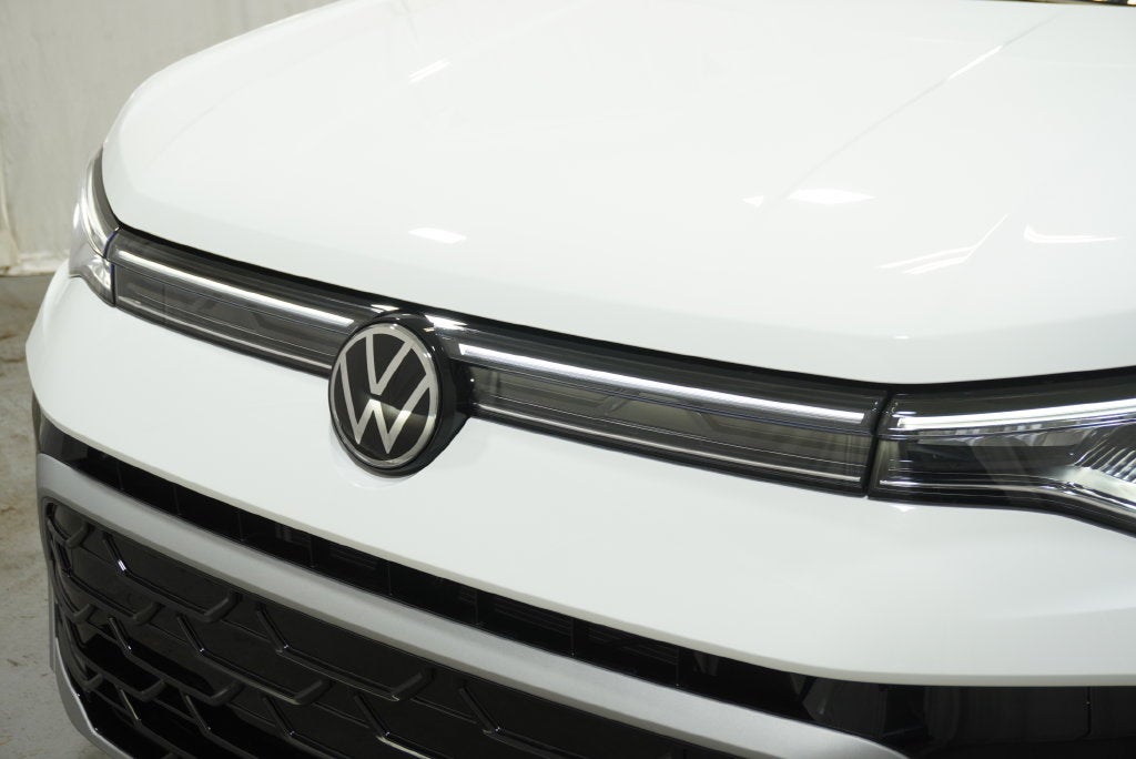 2027 Volkswagen Taos 1.5T SEL