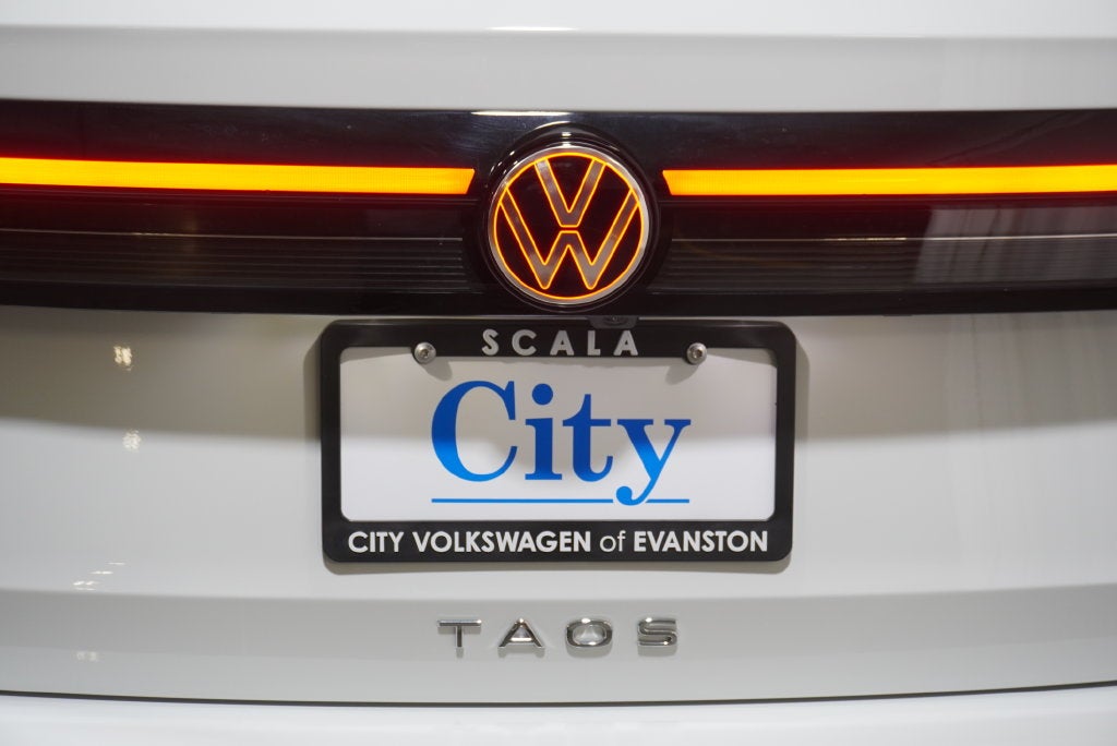 2027 Volkswagen Taos 1.5T SEL
