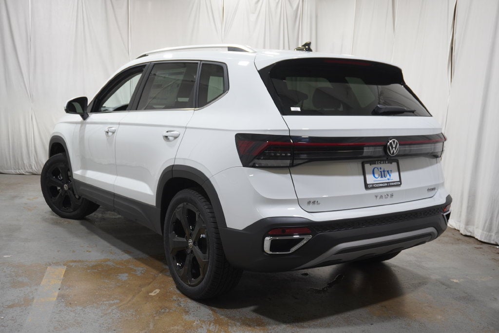 2027 Volkswagen Taos 1.5T SEL