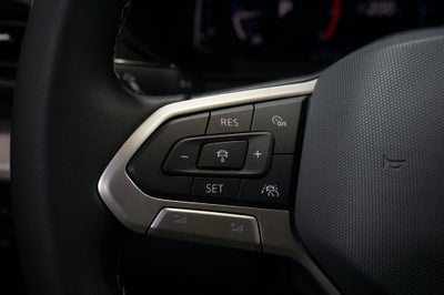 2024 Volkswagen Taos 1.5T SEL
