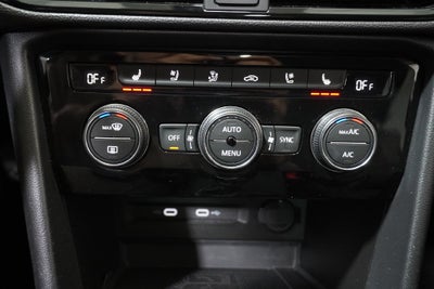 2023 Volkswagen Taos 1.5T SEL