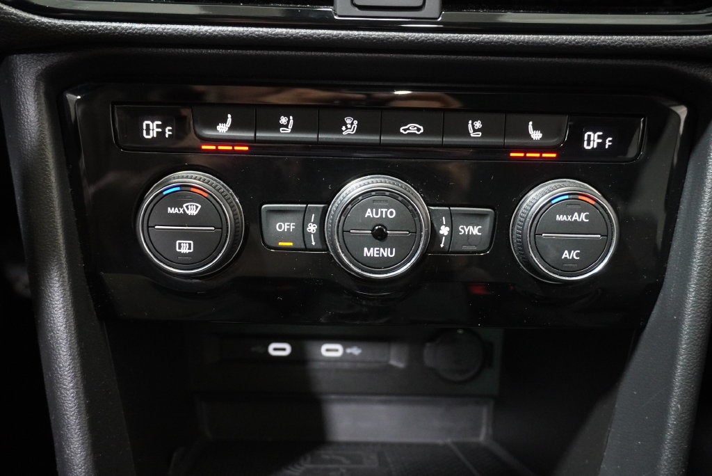 2023 Volkswagen Taos 1.5T SEL