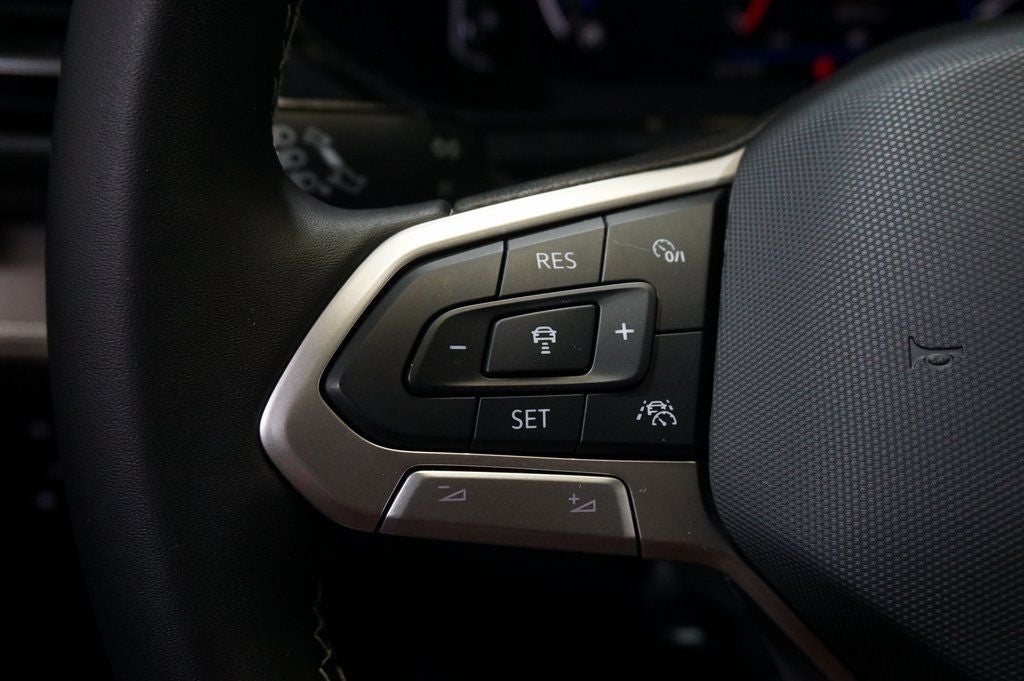 2024 Volkswagen Taos 1.5T SEL