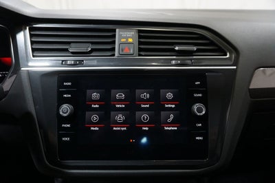 2022 Volkswagen Tiguan 2.0T SE R-Line Black