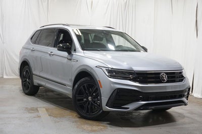 2022 Volkswagen Tiguan 2.0T SE R-Line Black