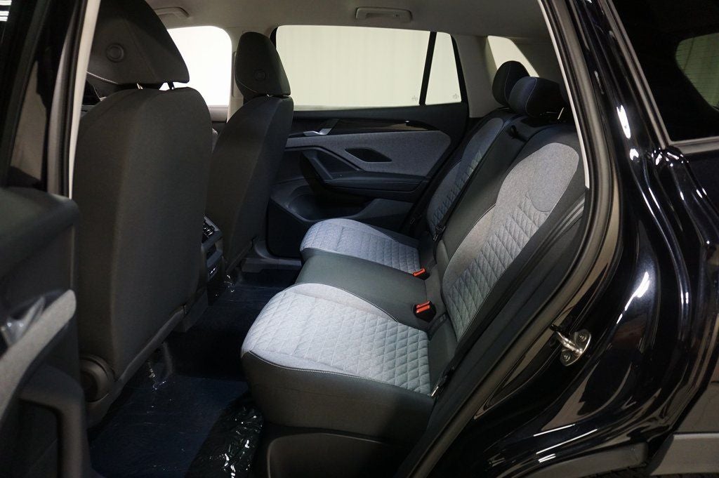 2025 Volkswagen Tiguan 2.0T S