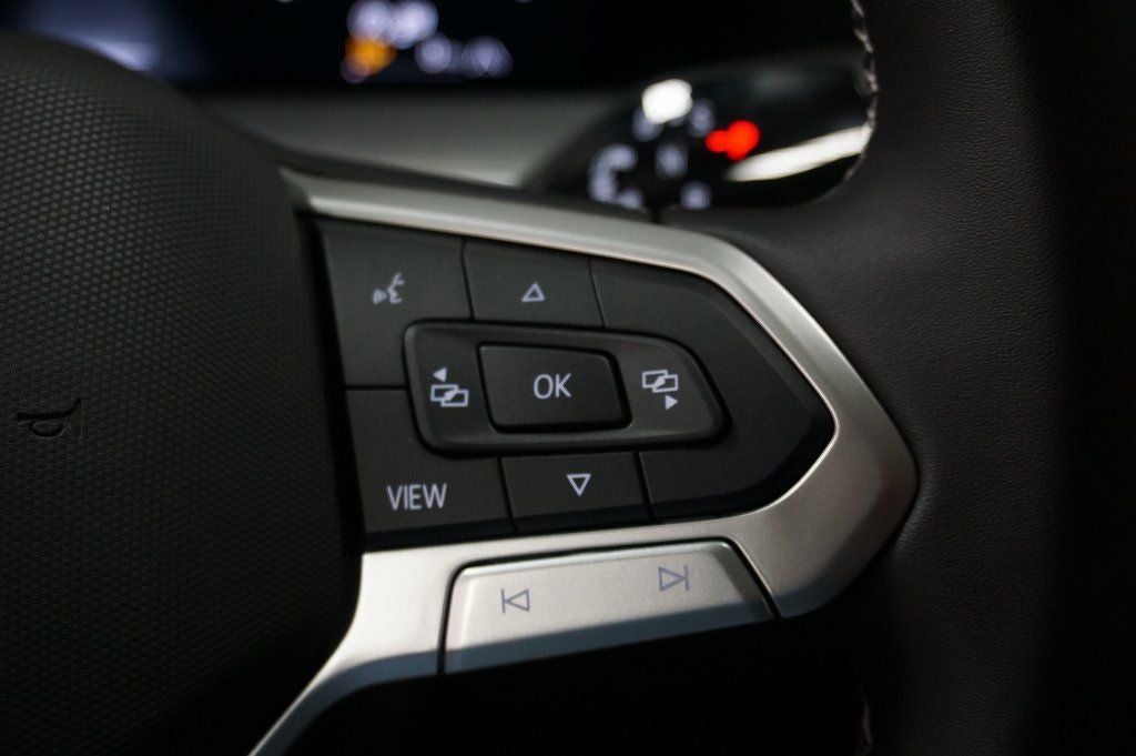 2025 Volkswagen Tiguan 2.0T S